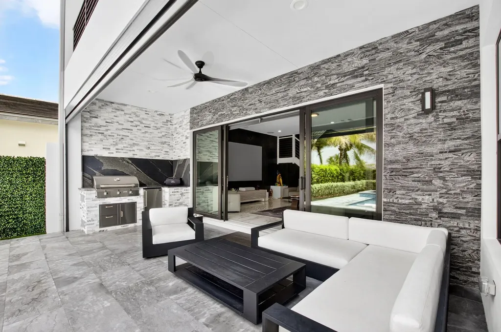 17237 Windy Pointe Lane Boca Raton FL 33496