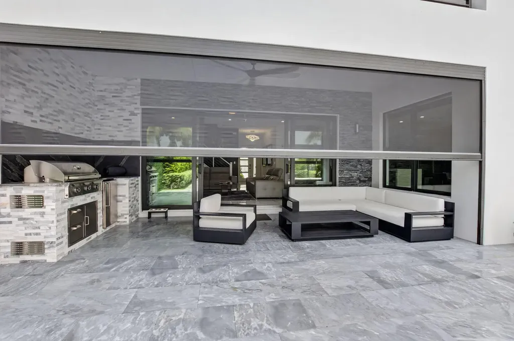 17237 Windy Pointe Lane Boca Raton FL 33496