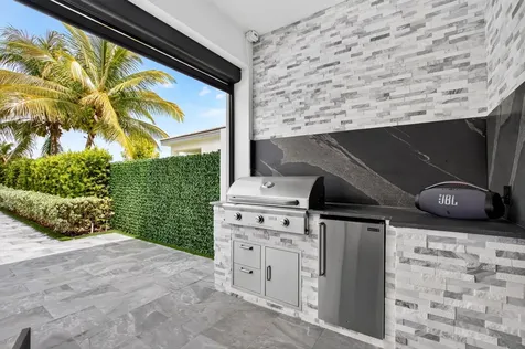 17237 Windy Pointe Lane Boca Raton FL 33496