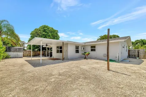 1894 SE Lafayette Street Stuart FL 34997