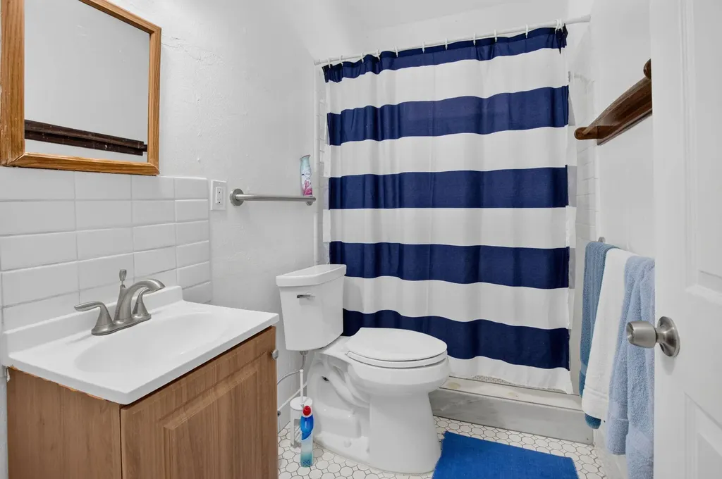 806 NE 2nd Avenue Delray Beach FL 33444