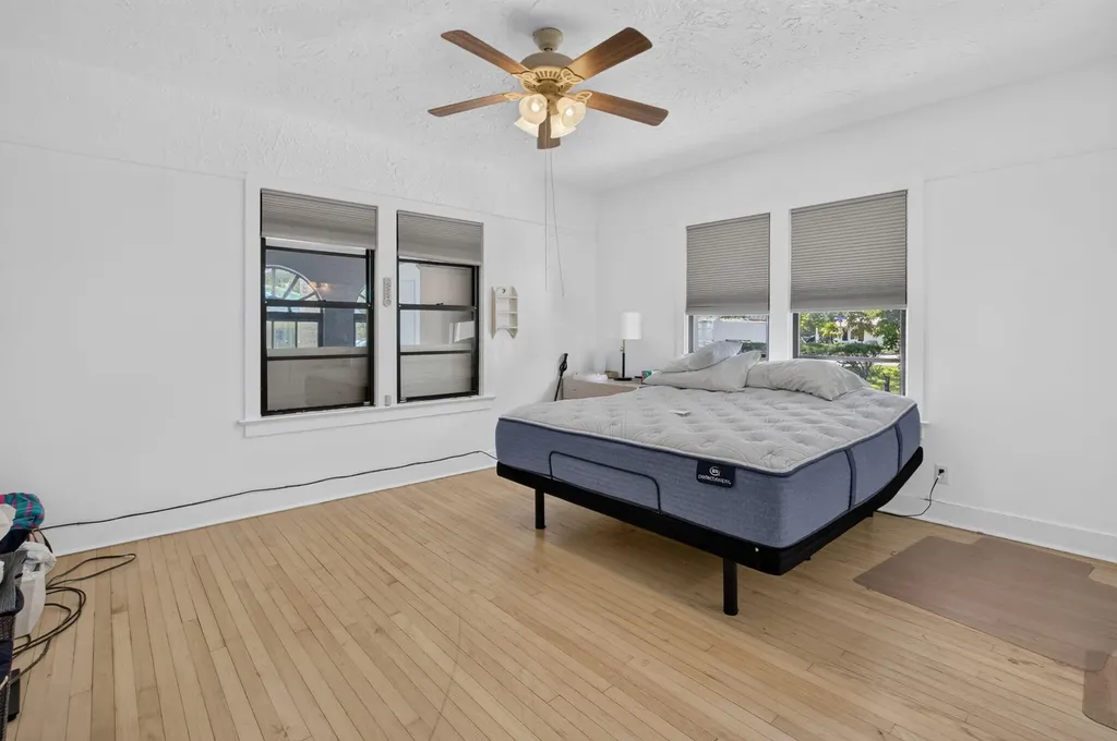 806 NE 2nd Avenue Delray Beach FL 33444