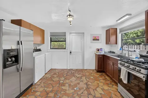 806 NE 2nd Avenue Delray Beach FL 33444