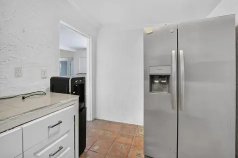 806 NE 2nd Avenue Delray Beach FL 33444