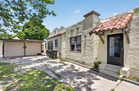 806 NE 2nd Avenue Delray Beach FL 33444