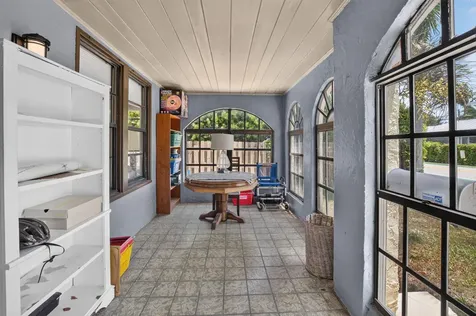 806 NE 2nd Avenue Delray Beach FL 33444