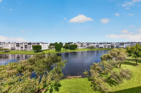 4028 Hythe B Boca Raton FL 33434