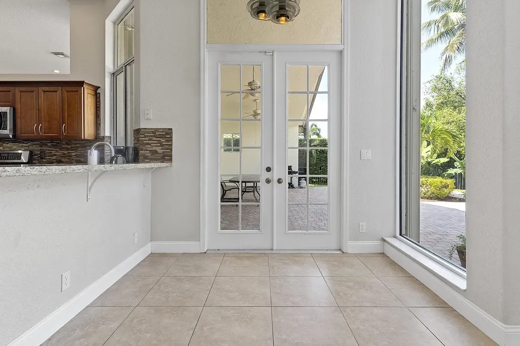 875 Bayside Lane Weston FL 33326