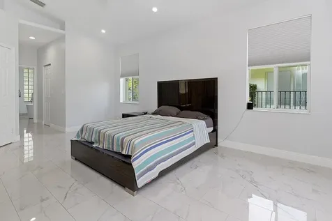 875 Bayside Lane Weston FL 33326