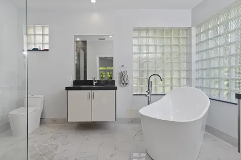 875 Bayside Lane Weston FL 33326