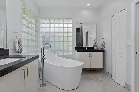 875 Bayside Lane Weston FL 33326