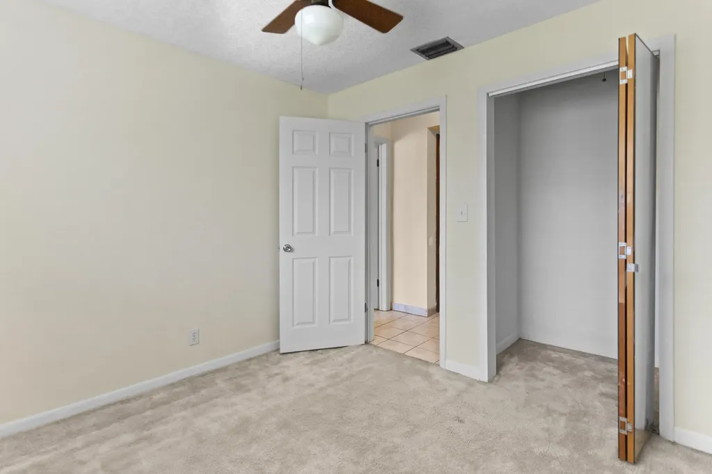 880 E Acre Drive Plantation FL 33317