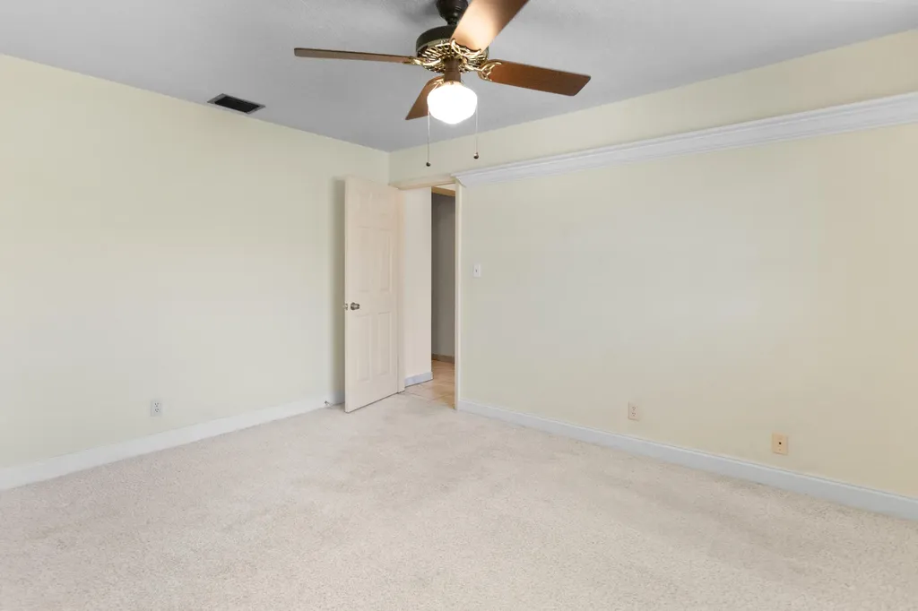 880 E Acre Drive Plantation FL 33317