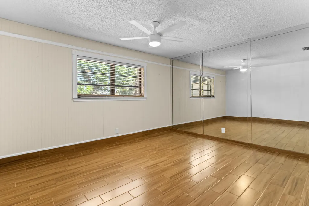 880 E Acre Drive Plantation FL 33317