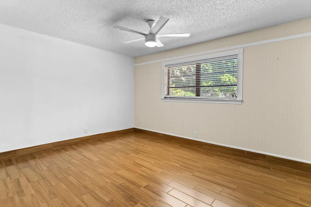 880 E Acre Drive Plantation FL 33317
