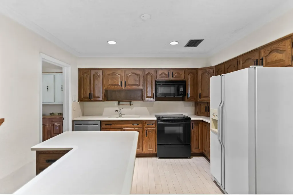 880 E Acre Drive Plantation FL 33317