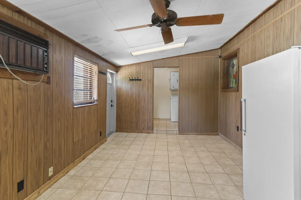 880 E Acre Drive Plantation FL 33317