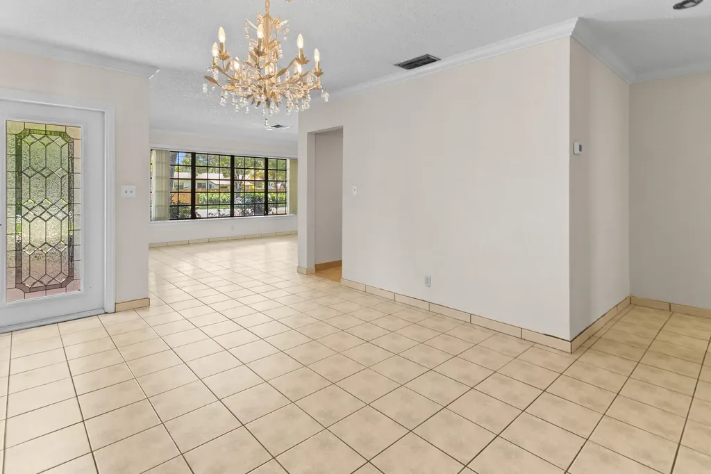880 E Acre Drive Plantation FL 33317