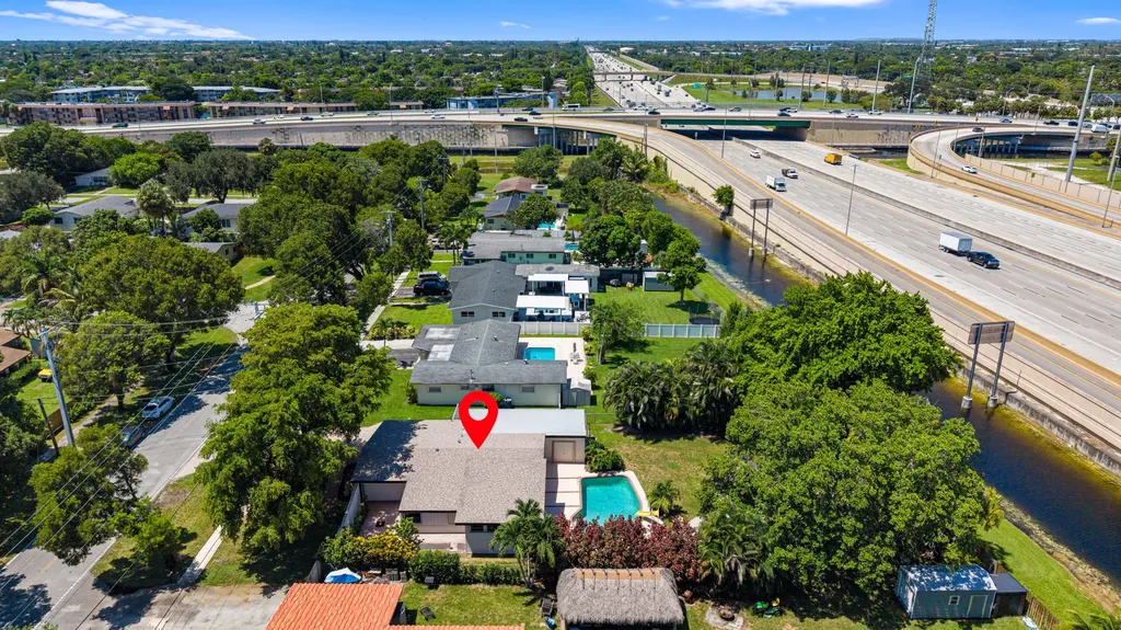 880 E Acre Drive Plantation FL 33317