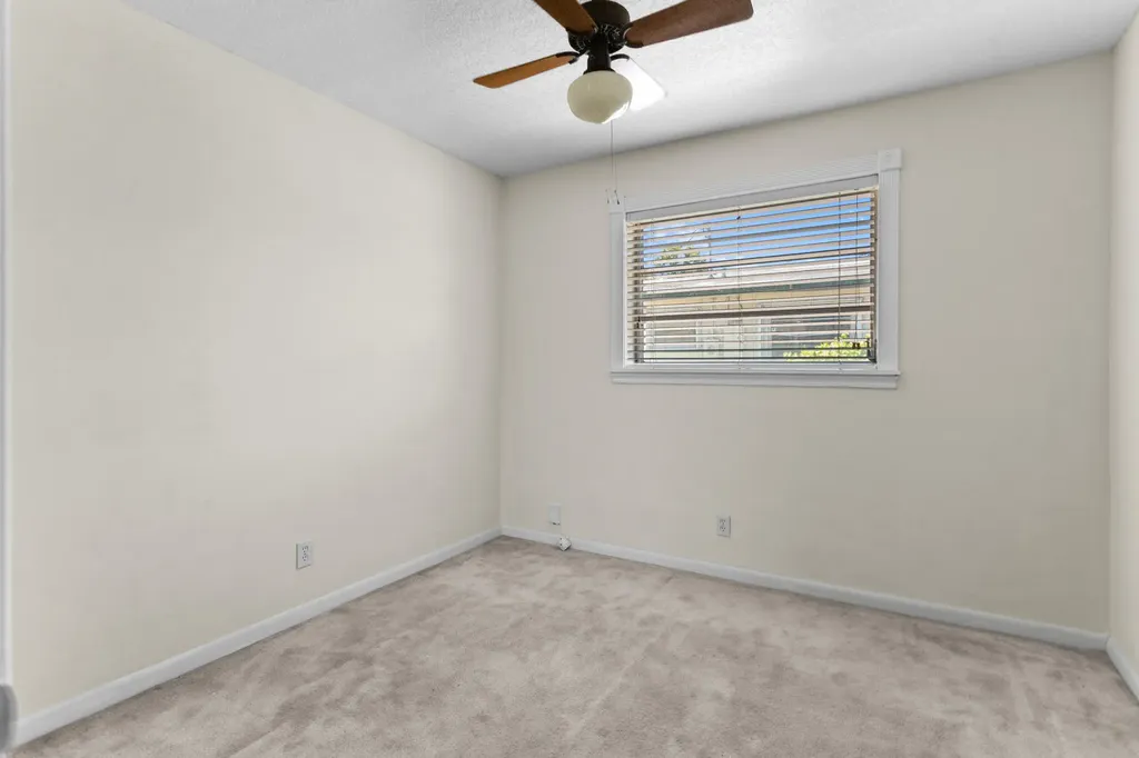880 E Acre Drive Plantation FL 33317