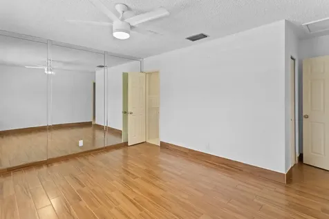 880 E Acre Drive Plantation FL 33317