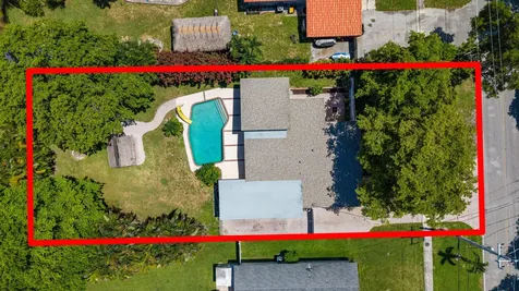 880 E Acre Drive Plantation FL 33317