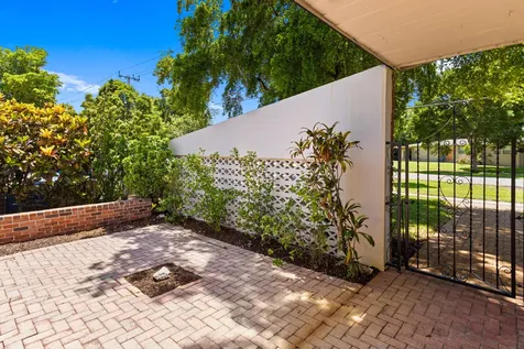 880 E Acre Drive Plantation FL 33317