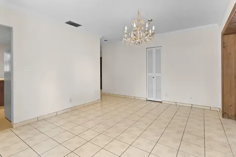 880 E Acre Drive Plantation FL 33317