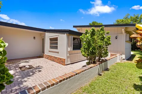 880 E Acre Drive Plantation FL 33317