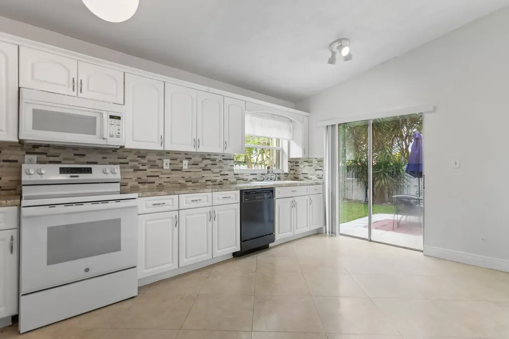 13945 Langley Place Davie FL 33325