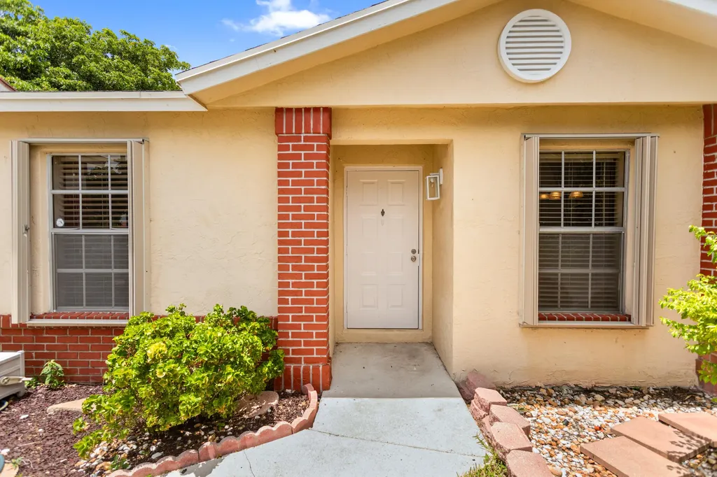 13945 Langley Place Davie FL 33325
