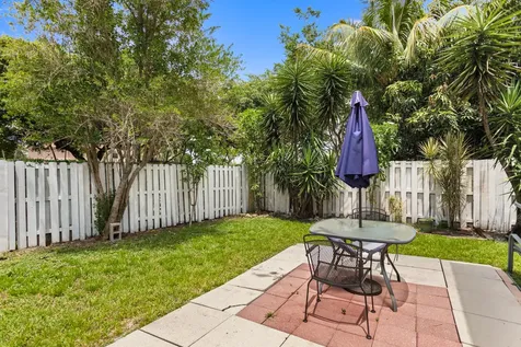 13945 Langley Place Davie FL 33325