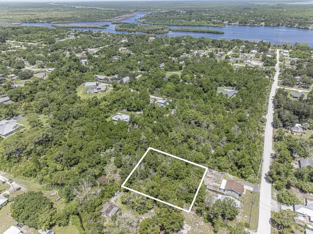 12870 80th Court Sebastian FL 32958
