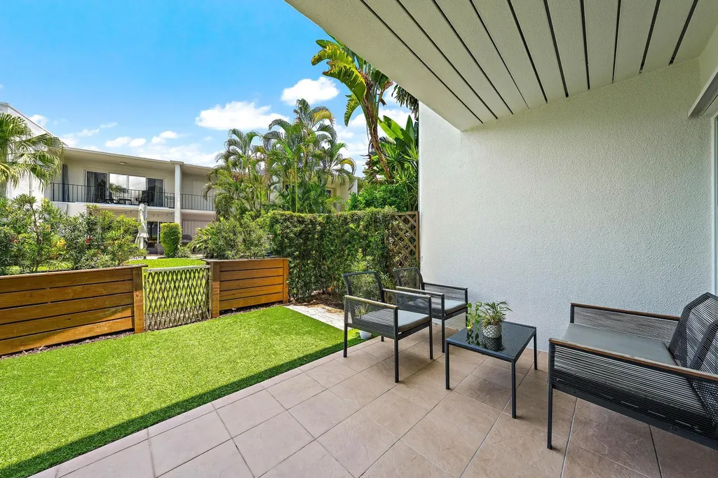 388 Golfview Road North Palm Beach FL 33408