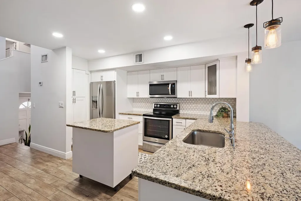 388 Golfview Road North Palm Beach FL 33408