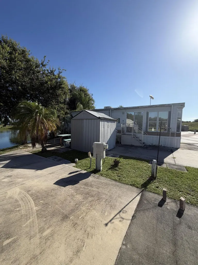 7950 Highway 78 Okeechobee FL 34974