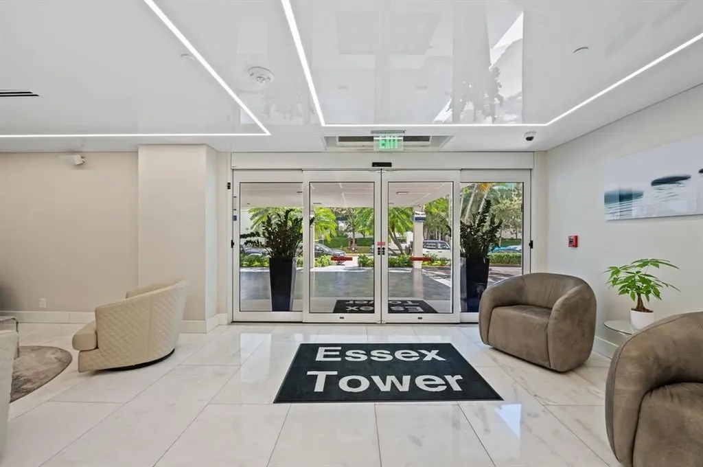 340 Sunset Drive Fort Lauderdale FL 33301