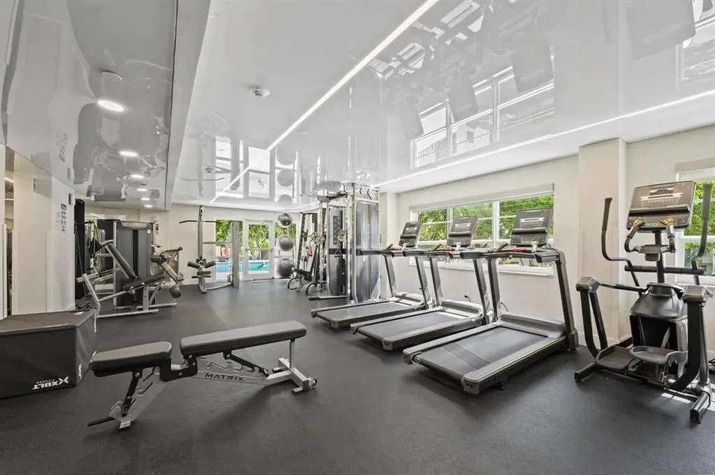 340 Sunset Drive Fort Lauderdale FL 33301