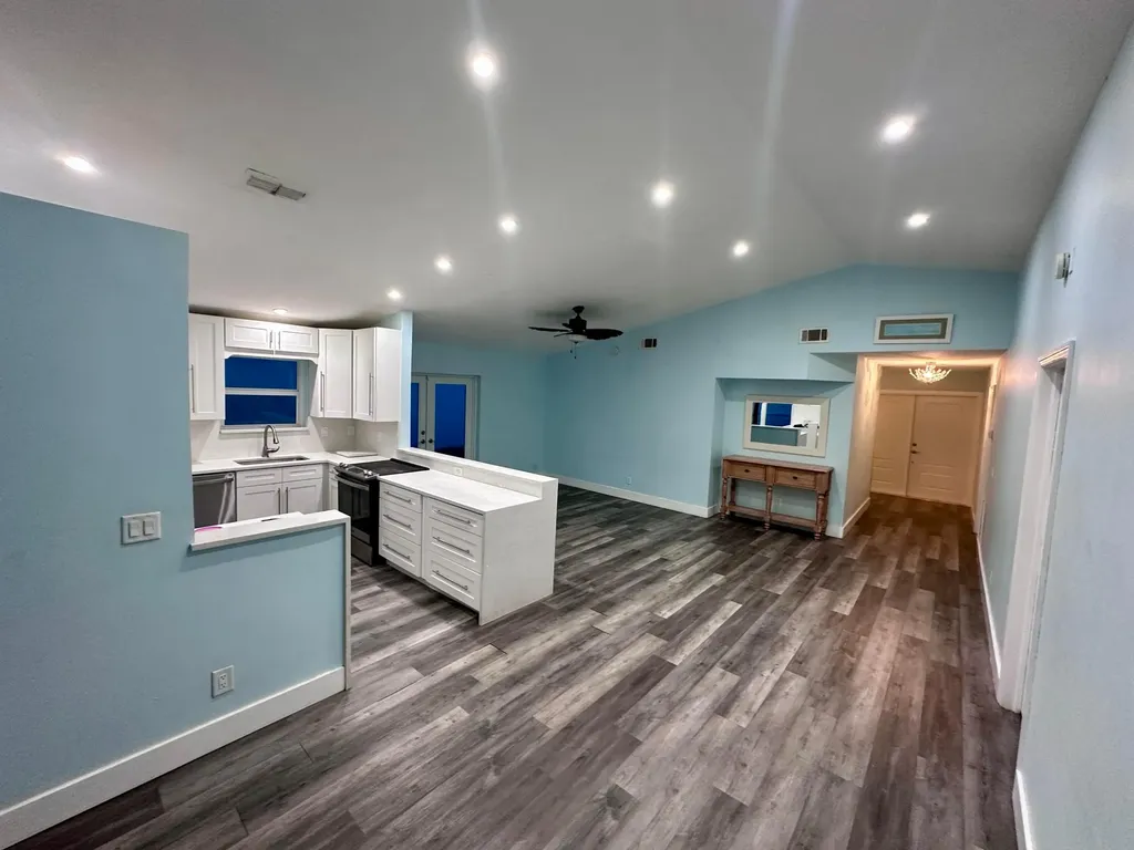 57 Buxton Lane Boynton Beach FL 33426