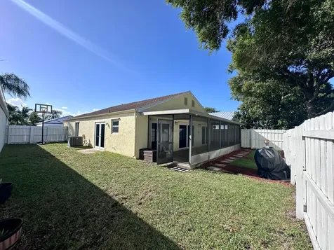 57 Buxton Lane Boynton Beach FL 33426