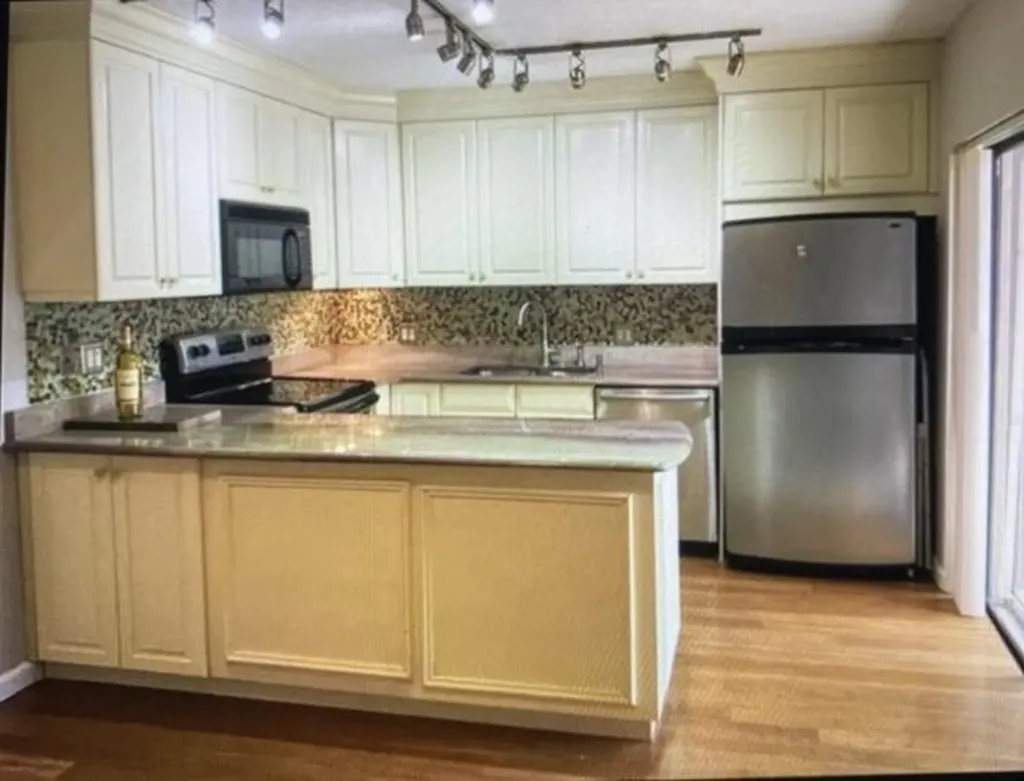 1700 Embassy Drive West Palm Beach FL 33401