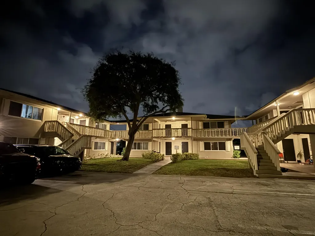 265 SW 7 Street Boca Raton FL 33432