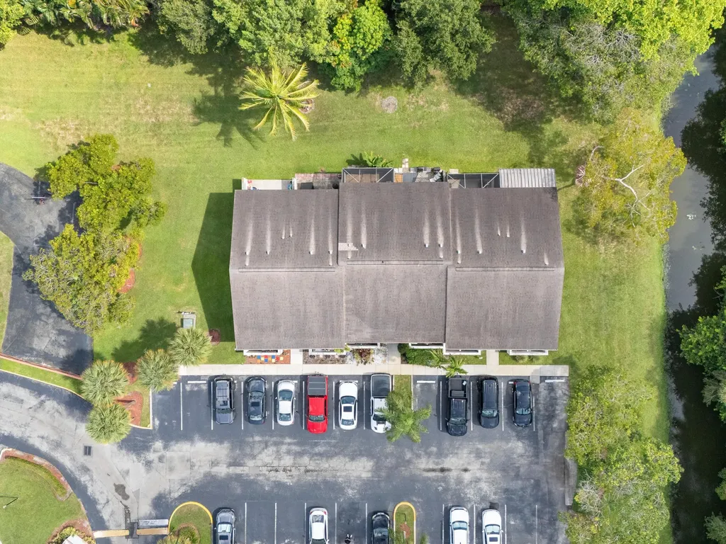 4206 SW 70th Terrace Davie FL 33314