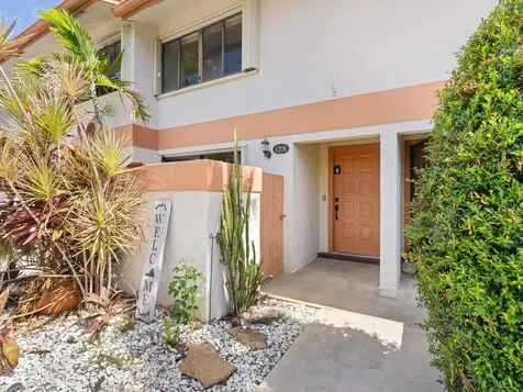 4206 SW 70th Terrace Davie FL 33314