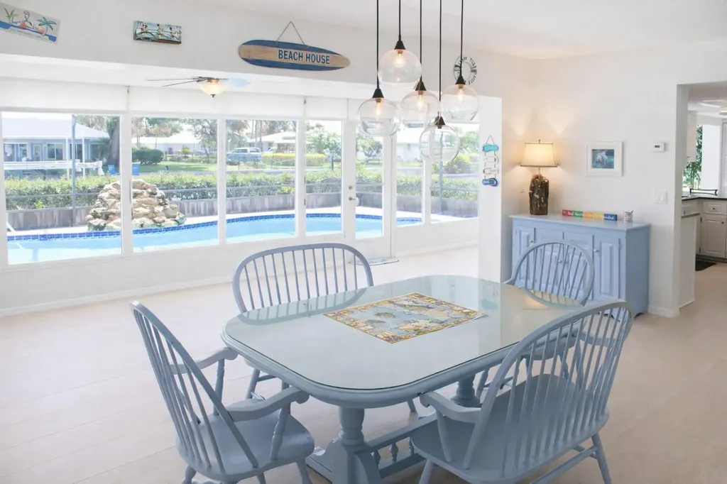 2066 5th Court SE Vero Beach FL 32962