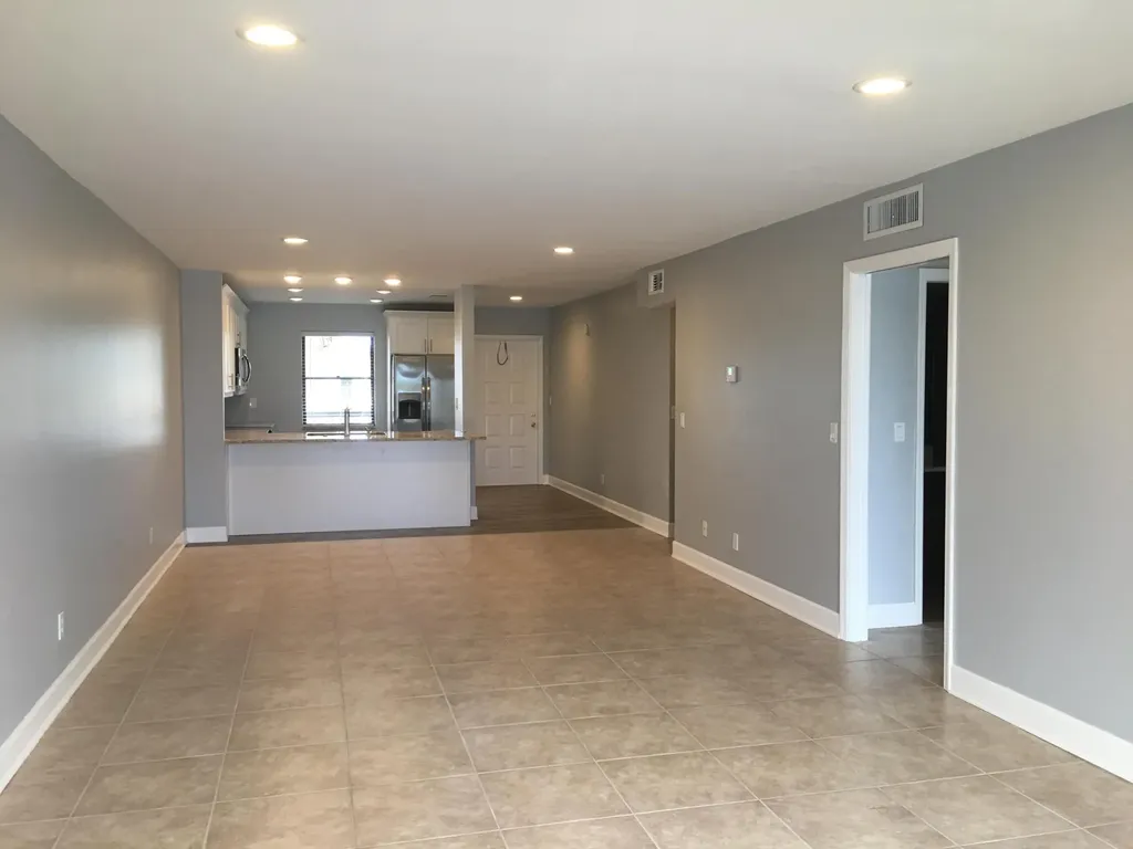 309 Lake Circle North Palm Beach FL 33408