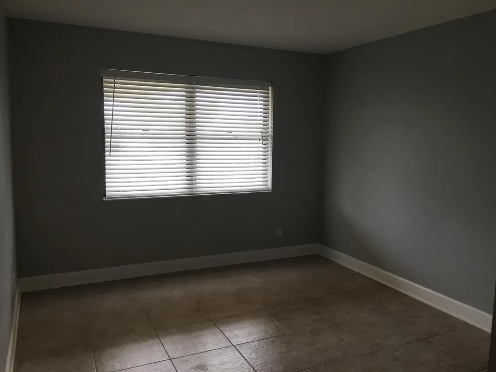 309 Lake Circle North Palm Beach FL 33408