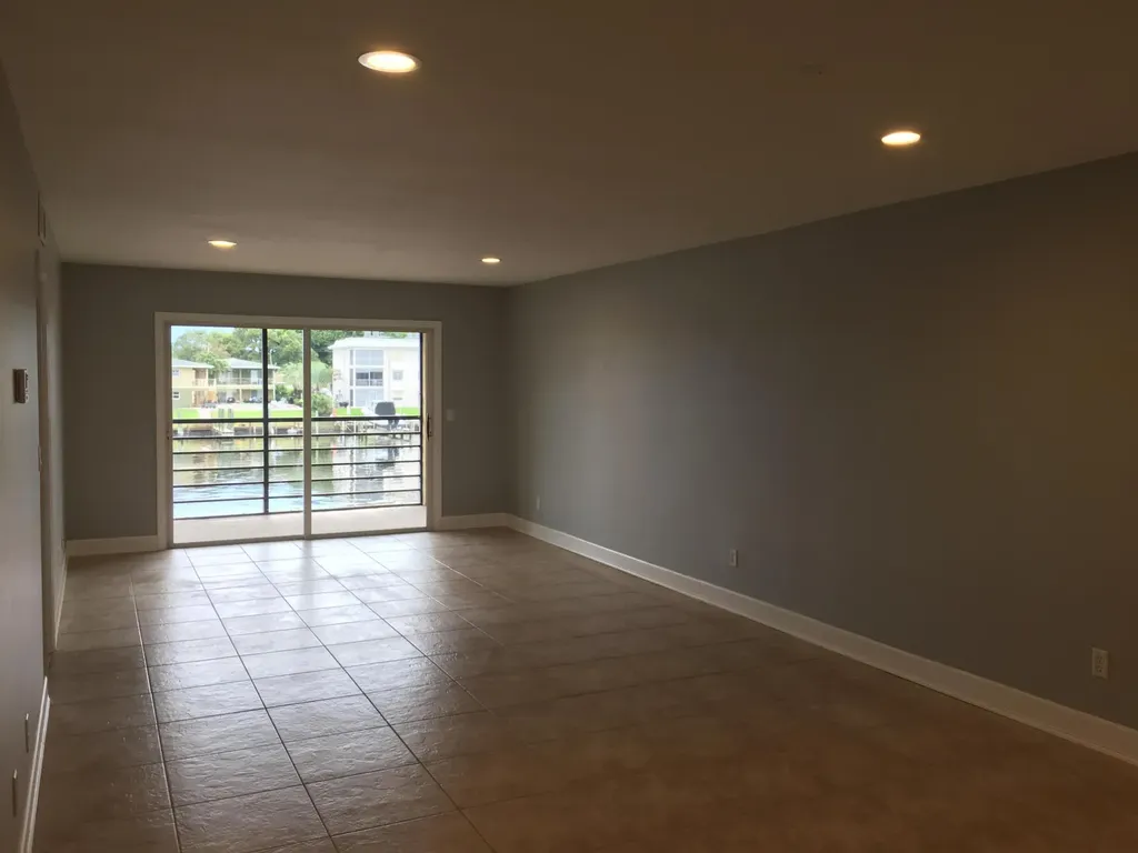 309 Lake Circle North Palm Beach FL 33408