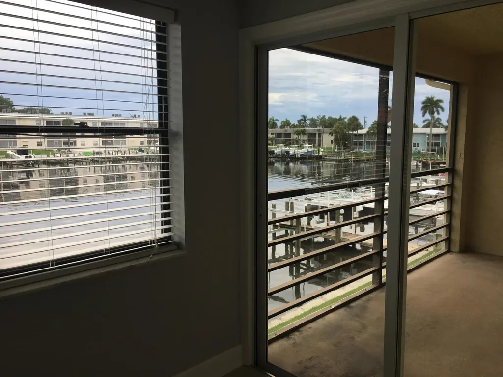 309 Lake Circle North Palm Beach FL 33408