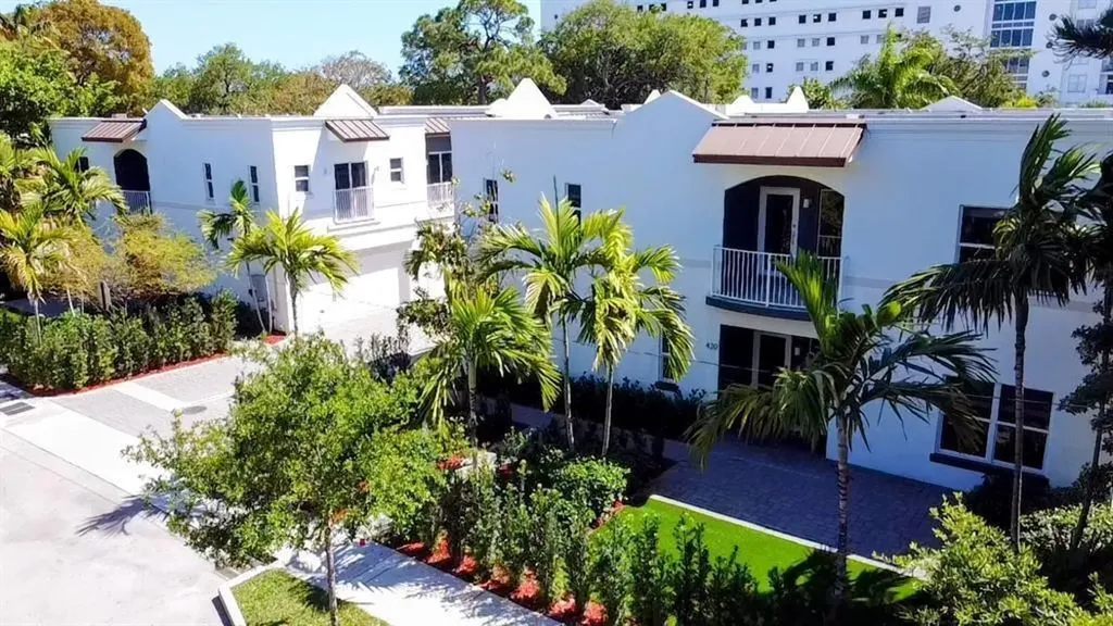 420 SE 16th Street Fort Lauderdale FL 33316